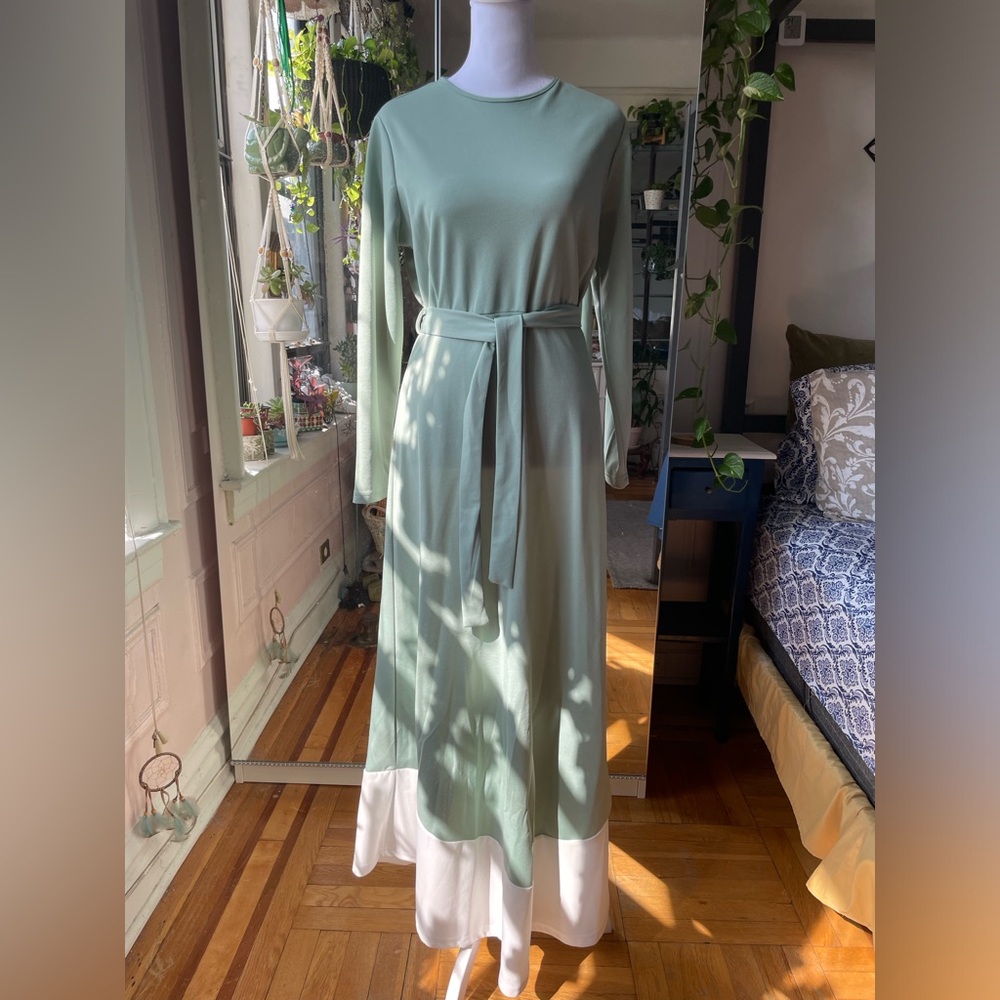 MYZEN MODEST MINT GREEN MAXI DRESS 👗